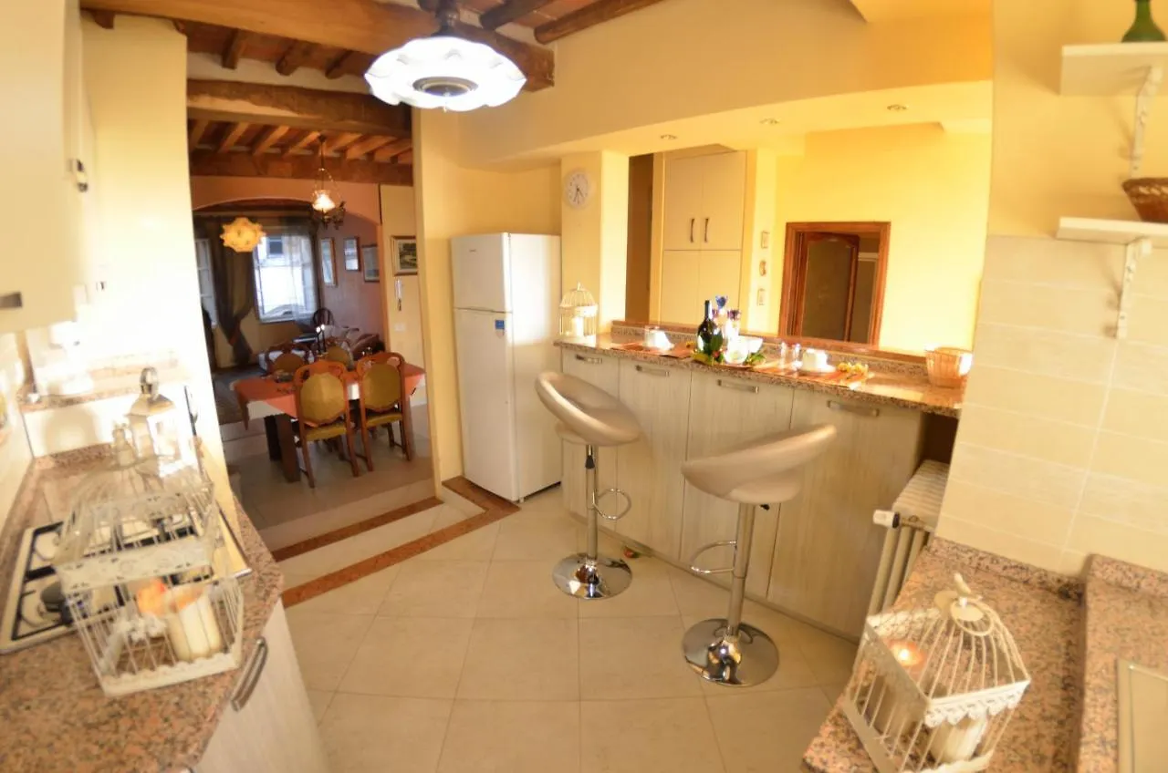 Finestra San Michele Apartman Lucca Olaszország